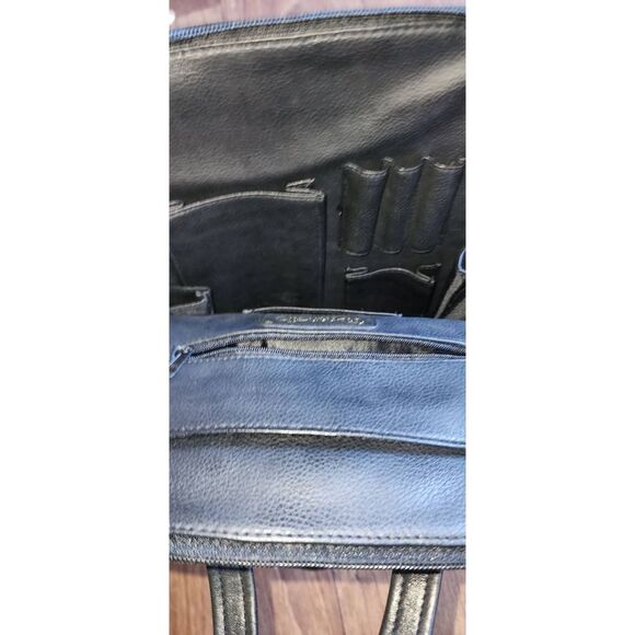 Tignanello Leather Backpack Purse - Picture 7 of 7